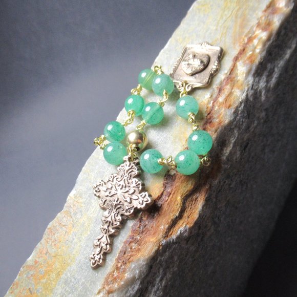 Bronze Lamb Pocket Rosary, Nephrite Jade and Bronze - Picture 7 of 11